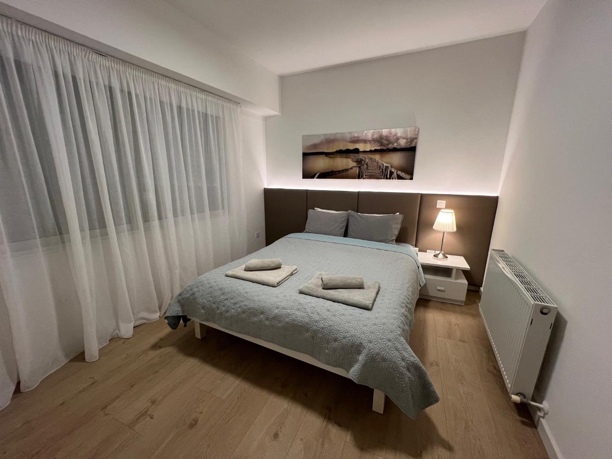 Daniela'S Modern Apartment Strovolos Bagian luar foto